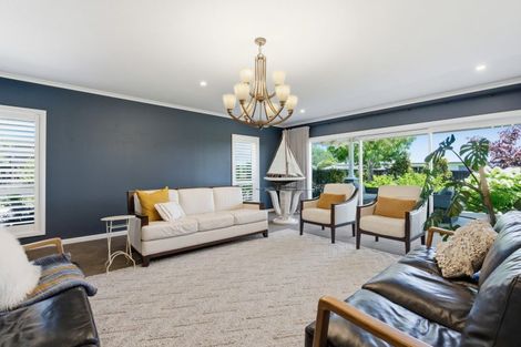 Photo of property in 17 Kauri Place, Pahiatua, 4910