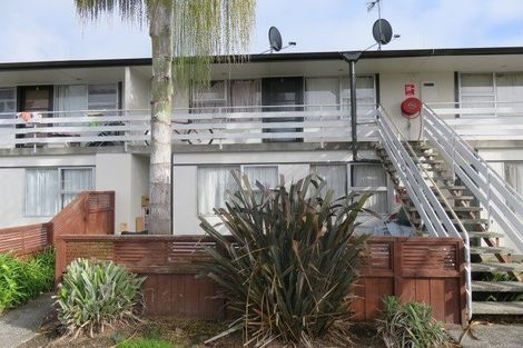 Photo of property in 3/5 Tralee Place, Hillcrest, Hamilton, 3216