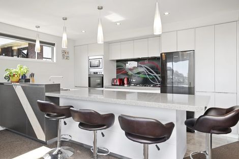 Photo of property in 18a Dorset Avenue, Westown, New Plymouth, 4310