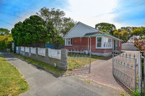 Photo of property in 7 Carisbrooke Street, Aranui, Christchurch, 8061