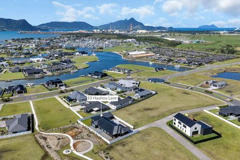 Photo of property in 10 Hauhou Lane, One Tree Point, Ruakaka, 0118