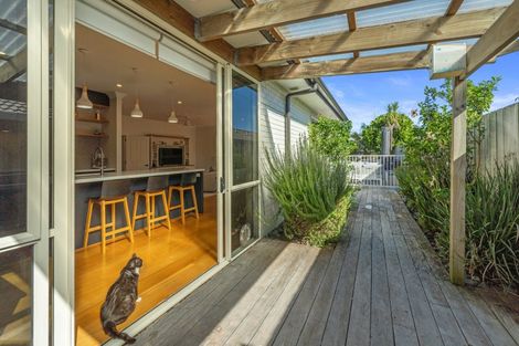 Photo of property in 24 Fahey Avenue, Mount Maunganui, 3116