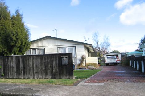 Photo of property in 221 Tudor Avenue, Mayfair, Hastings, 4122