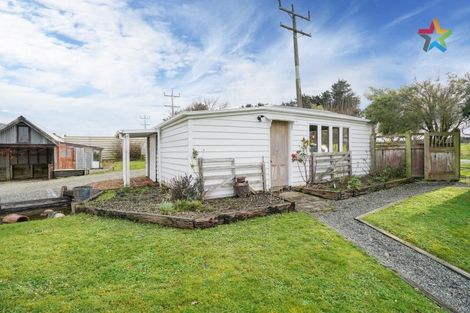 Photo of property in 25 Brown Road, Browns, Winton, 9782