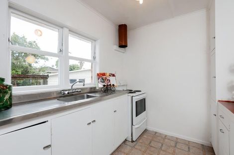 Photo of property in 40 Portadown Avenue, Pakuranga Heights, Auckland, 2010