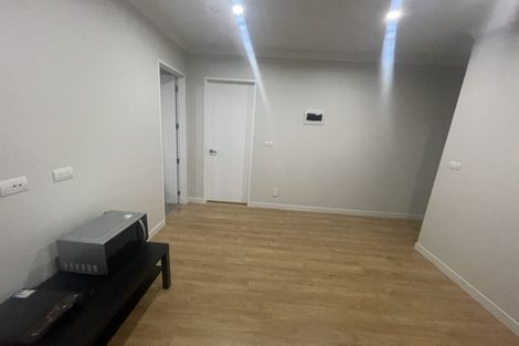 Photo of property in 60 Huntington Park Drive, Greenhithe, Auckland, 0632