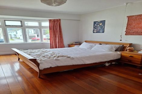 Photo of property in 8 Chamberlain Road, Karori, Wellington, 6012