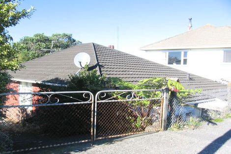Photo of property in 73 Moorefield Road, Johnsonville, Wellington, 6037