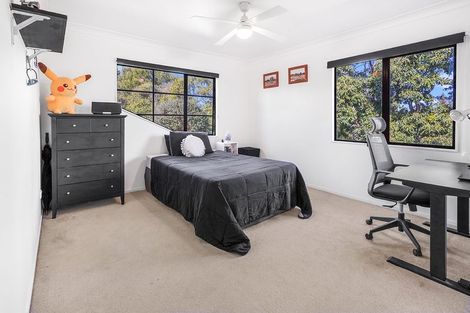 Photo of property in 18 Longwood Place, Harrowfield, Hamilton, 3210