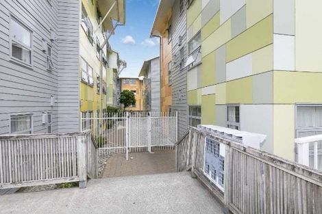 Photo of property in Drummond Street Flats, 1/19 Drummond Street, Mount Cook, Wellington, 6021