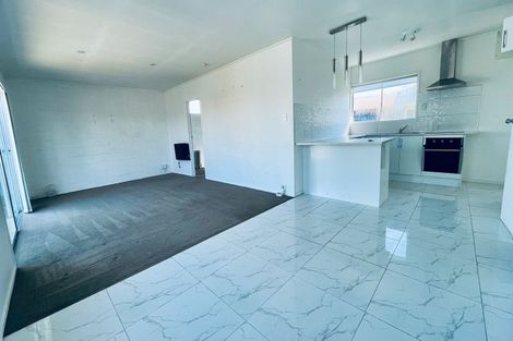 Photo of property in 2 Cramond Drive, Mangere East, Auckland, 2024