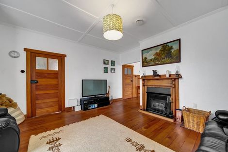 Photo of property in 5 Glasgow Street, Hawera, 4610
