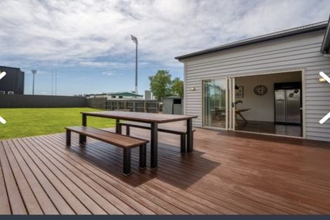 Photo of property in 39 Raymond Street, West End, Timaru, 7910