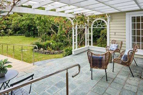 Photo of property in 3 Cheviot Road, Lowry Bay, Lower Hutt, 5013