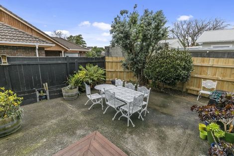 Photo of property in 61 Puriri Street, Woburn, Lower Hutt, 5010