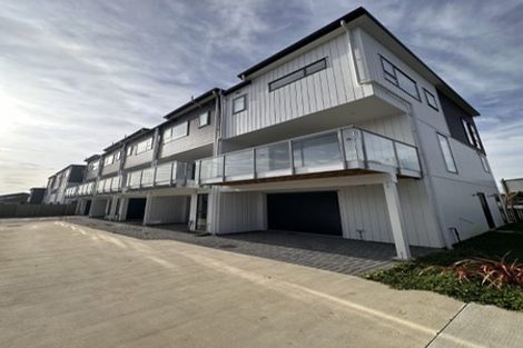 Photo of property in 1/2a Cambridge Road, Manurewa, Auckland, 2102