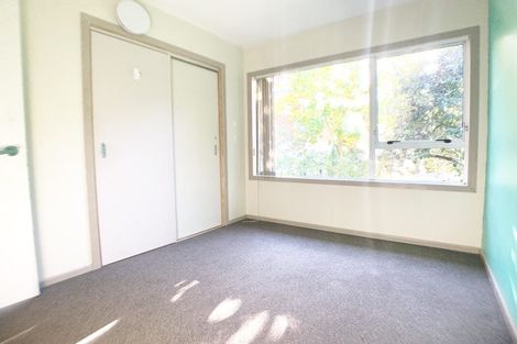 Photo of property in 11 Gladys Avenue, Glenfield, Auckland, 0629