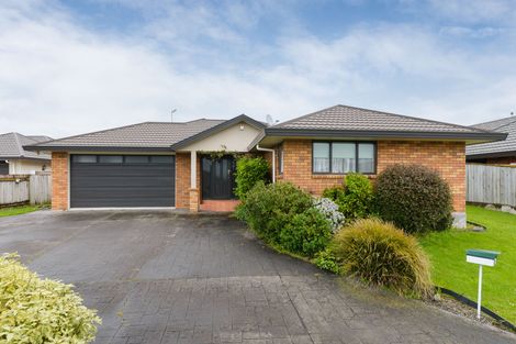 Photo of property in 14 Woodgate Court, Fitzherbert, Palmerston North, 4410