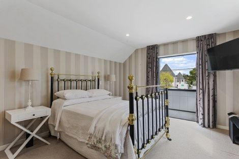Photo of property in 10 Onslow Street, St Albans, Christchurch, 8014
