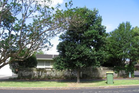 Photo of property in 25e Saltburn Road, Milford, Auckland, 0620