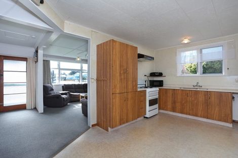 Photo of property in 18 Hammond Street, Marton, 4710