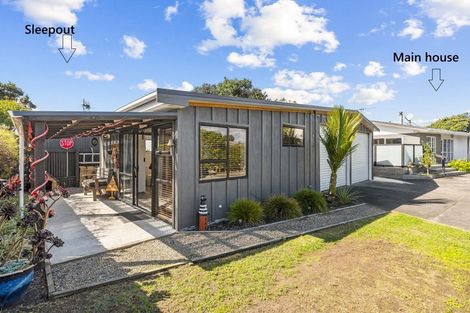 Photo of property in 13 Rangiatea Street, Paraparaumu Beach, Paraparaumu, 5032