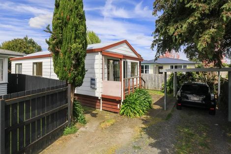 Photo of property in 24a Pollen Crescent, Melville, Hamilton, 3206