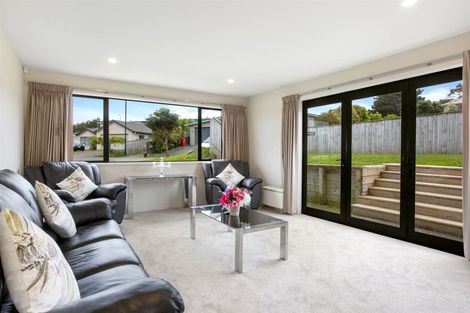 Photo of property in 4 Abel Glen, Aotea, Porirua, 5024