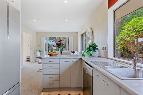 Photo of property in 5 Mcclintock Lane, Sockburn, Christchurch, 8042