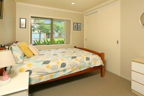 Photo of property in 5 Lantern Court, Henderson, Auckland, 0612