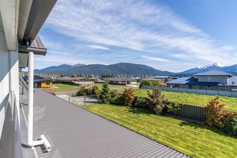 Photo of property in 18 Acheron Way, Te Anau, 9600