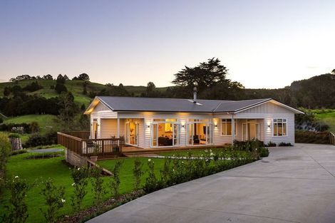 Photo of property in 39 Phillips Road, Dome Forest, Warkworth, 0981