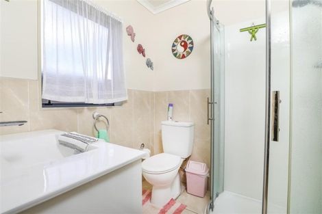 Photo of property in 7a Withers Road, Glen Eden, Auckland, 0602