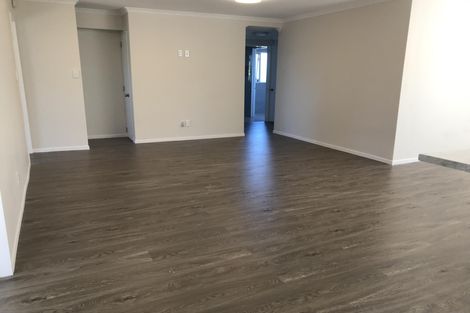 Photo of property in 3 Taatahi Street, Weymouth, Auckland, 2103