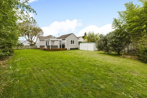 Photo of property in 12 Village Way, Ardmore, Papakura, 2582