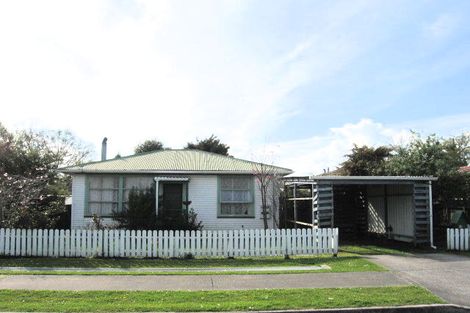 Photo of property in 1b Farnworth Avenue, Holdens Bay, Rotorua, 3010