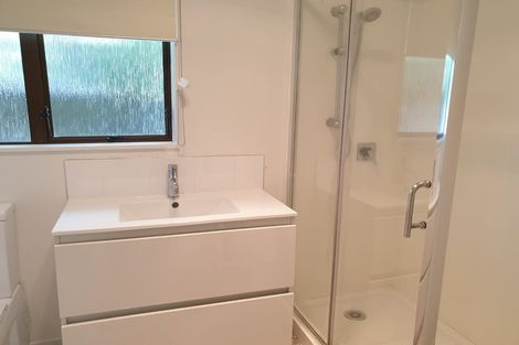 Photo of property in 56 Halberg Street, Glenfield, Auckland, 0629