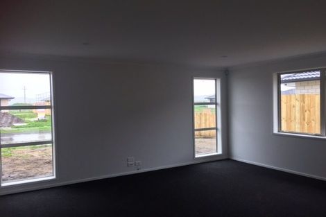 Photo of property in 37 Piata Street, Papamoa Beach, Papamoa, 3118