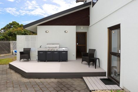 Photo of property in 5 Thurley Place, Bay View, Napier, 4104