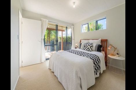 Photo of property in 3 Amberly Rise, Helensville, 0800