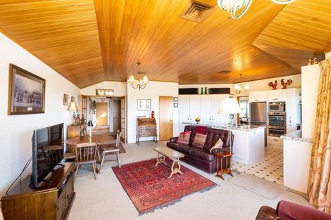 Photo of property in 317 Te Mata Road, Havelock North, 4294