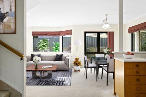 Photo of property in 124 Te Heuheu Street, Taupo, 3330