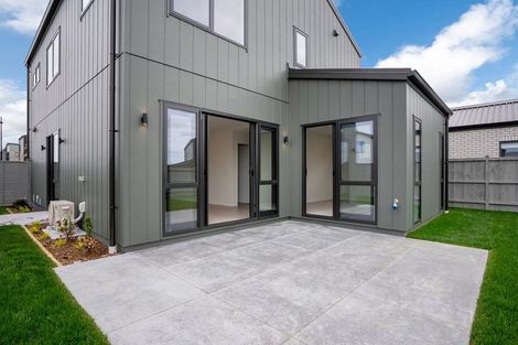 Photo of property in 9 Verde Lane, Rosehill, Papakura, 2113