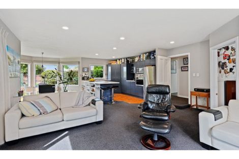 Photo of property in 19 Harrods Court, Ilam, Christchurch, 8053