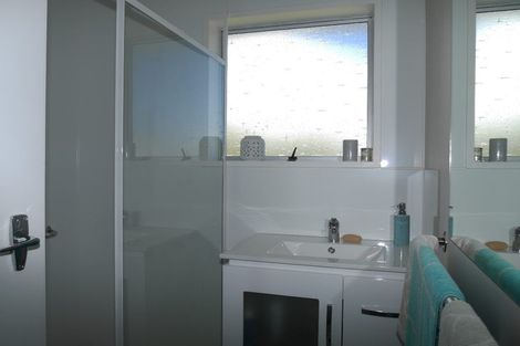 Photo of property in 39 Andrew Street, Waikanae, 5036