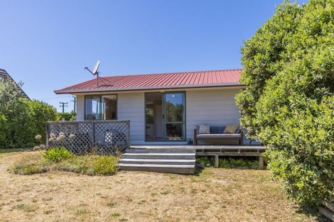 Photo of property in 44 Paetawa Road, Peka Peka, Waikanae, 5391