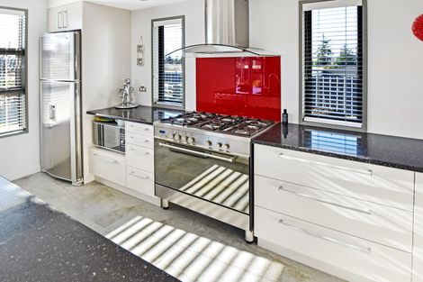 Photo of property in 12 Lakeland Avenue, Twizel, 7901