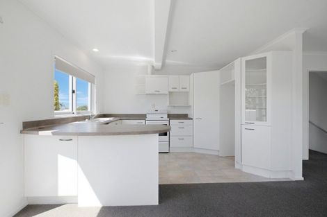 Photo of property in 16a Dickson Road, Papamoa Beach, Papamoa, 3118