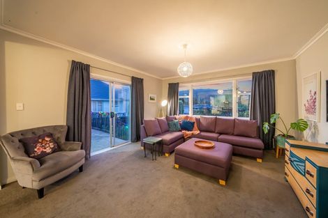 Photo of property in 14 Pempsey Street, Silverstream, Upper Hutt, 5019