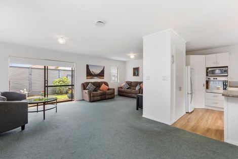 Photo of property in 6b Esmeralda Street, Welcome Bay, Tauranga, 3112